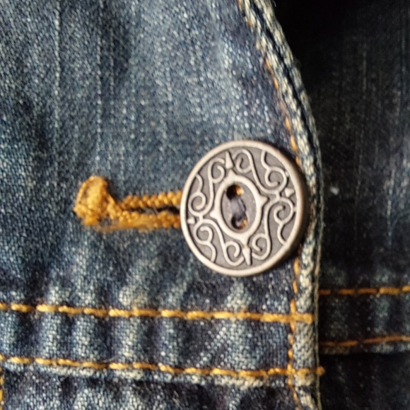 CHICO'S PATCHWORK EMBROIDERED JEAN JACKET - Picture 7 of 13